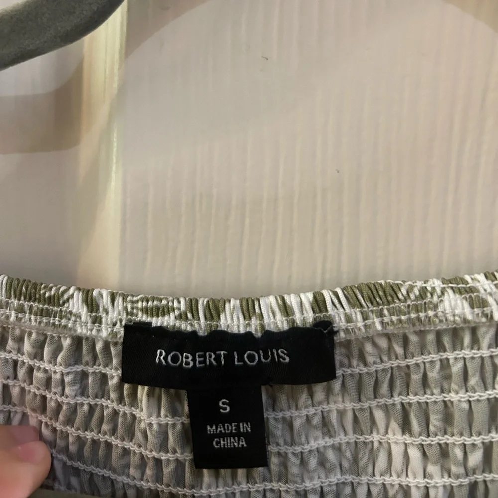 Robert Louis Lace Olive Floral Pattern Top 3/4 Sleeve - Picture 5 of 7